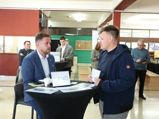IMG_5921.JPG